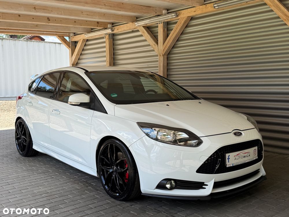 Ford Focus 2.0 EcoBoost ST mit Leder-Exclusiv-Paket - 5