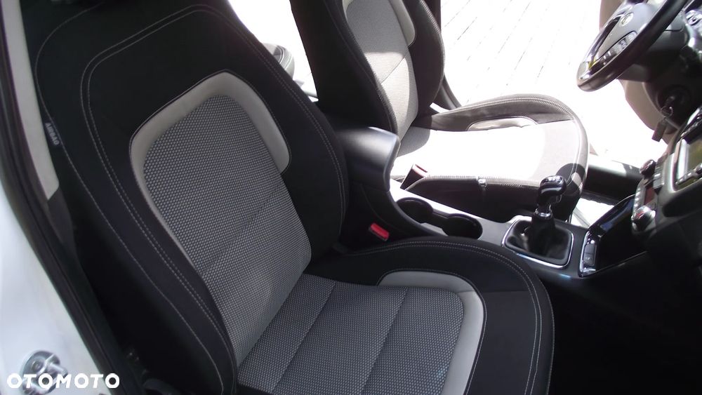 Kia Ceed 1.6 GDI Platinum Edition - 35