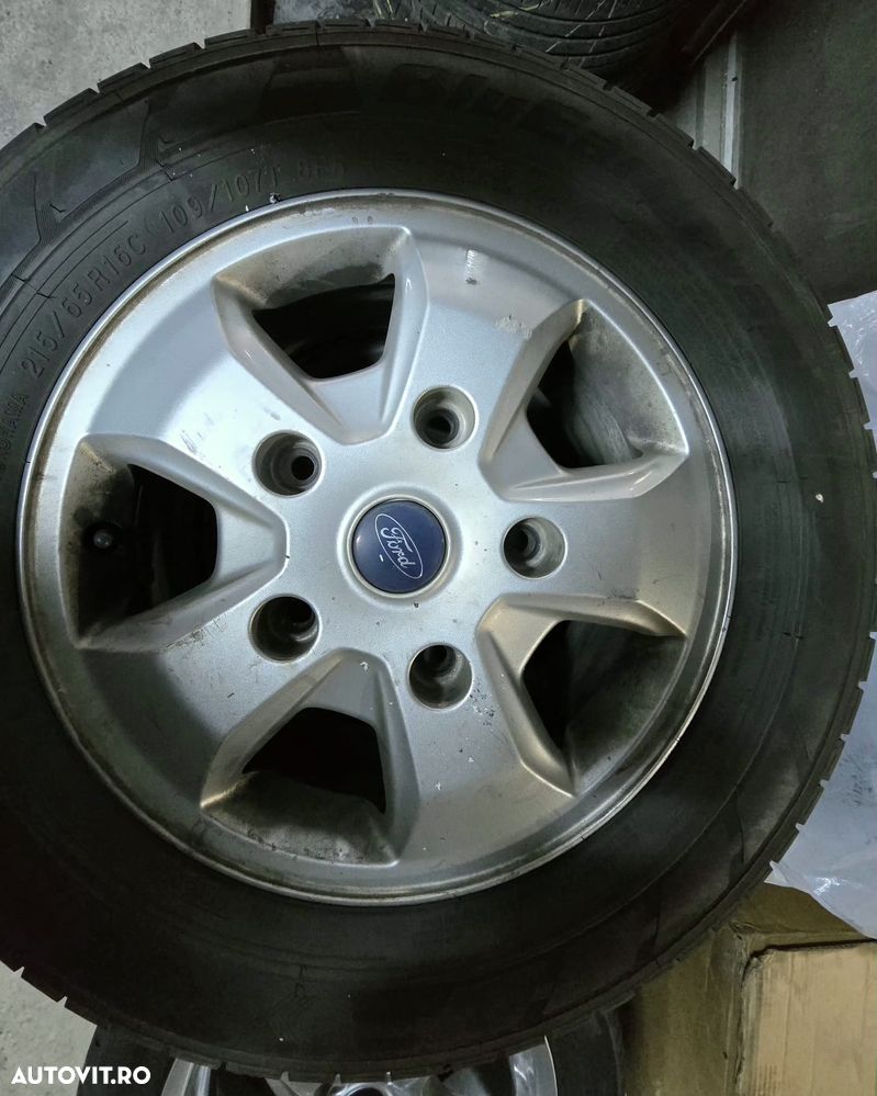 Ford Transit Custom - 13