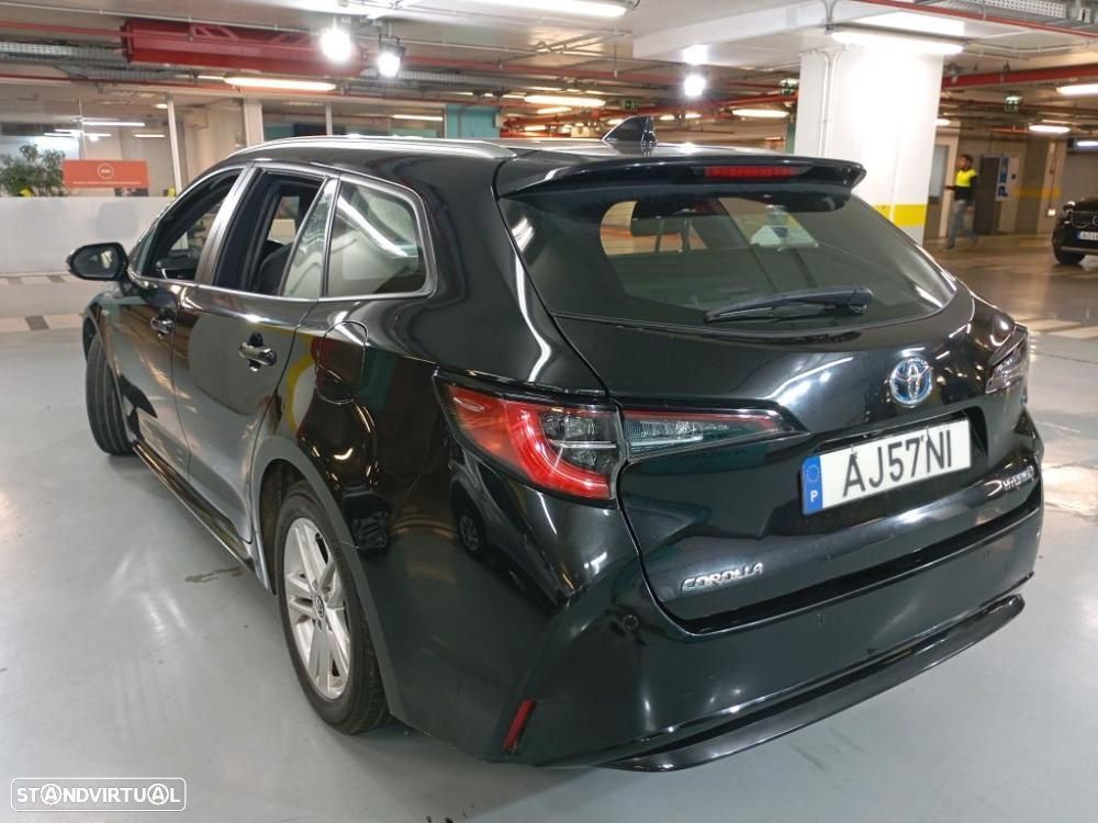 Toyota Corolla Touring Sports 1.8 Hybrid Comfort - 4