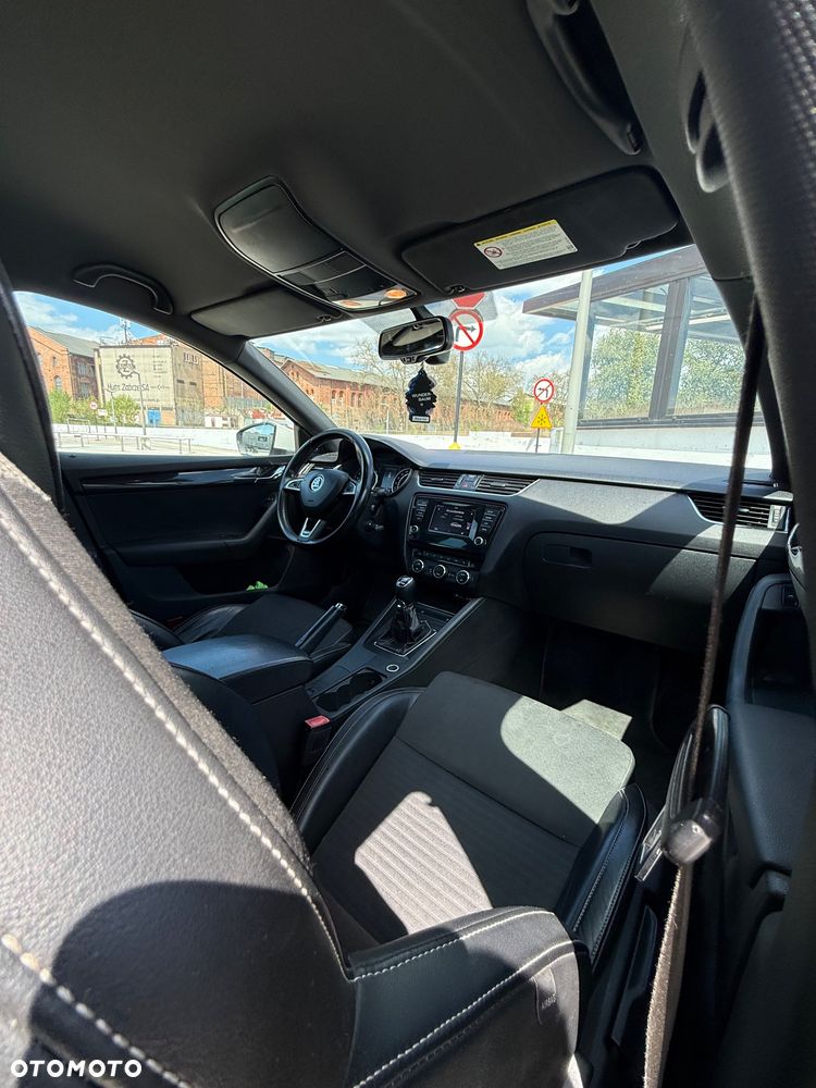 Skoda Octavia 2.0 TDI (Green tec) RS - 18