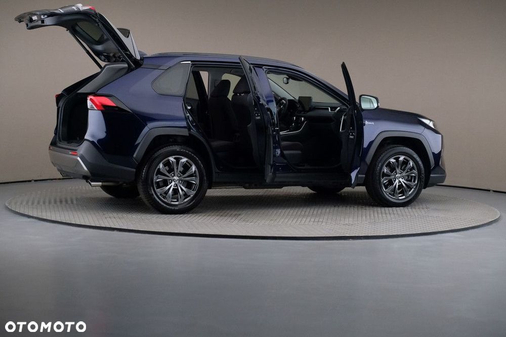 Toyota RAV4 - 6