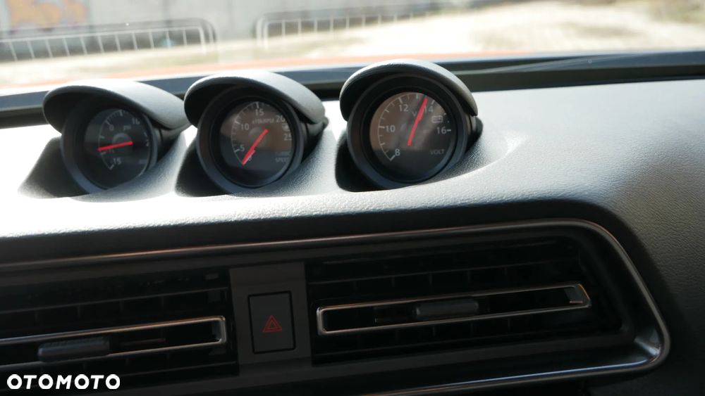 Nissan 400 Z - 18