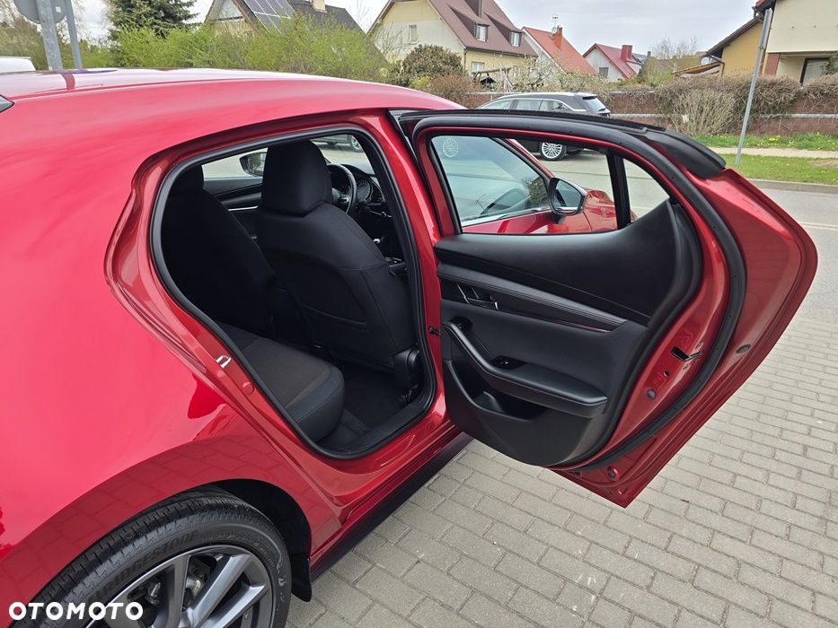 Mazda 3 e-SKYACTIV-G 2.0 M HYBRID - 35