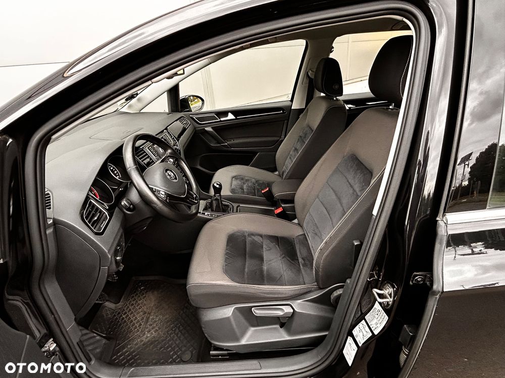 Volkswagen Golf Sportsvan 1.4 TSI (BlueMotion Technology) Highline - 25