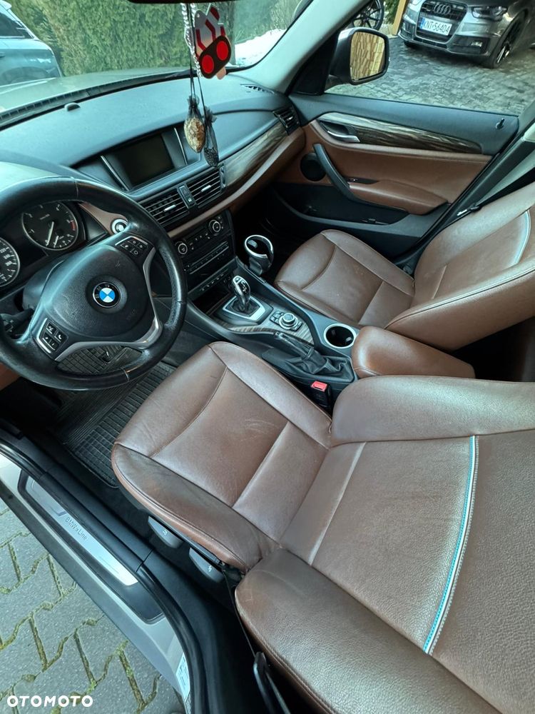 BMW X1 xDrive18d Sport Line - 12