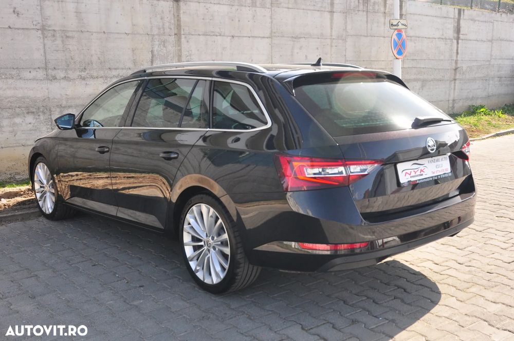 Skoda Superb 2.0 TDI 4X4 DSG Style - 3