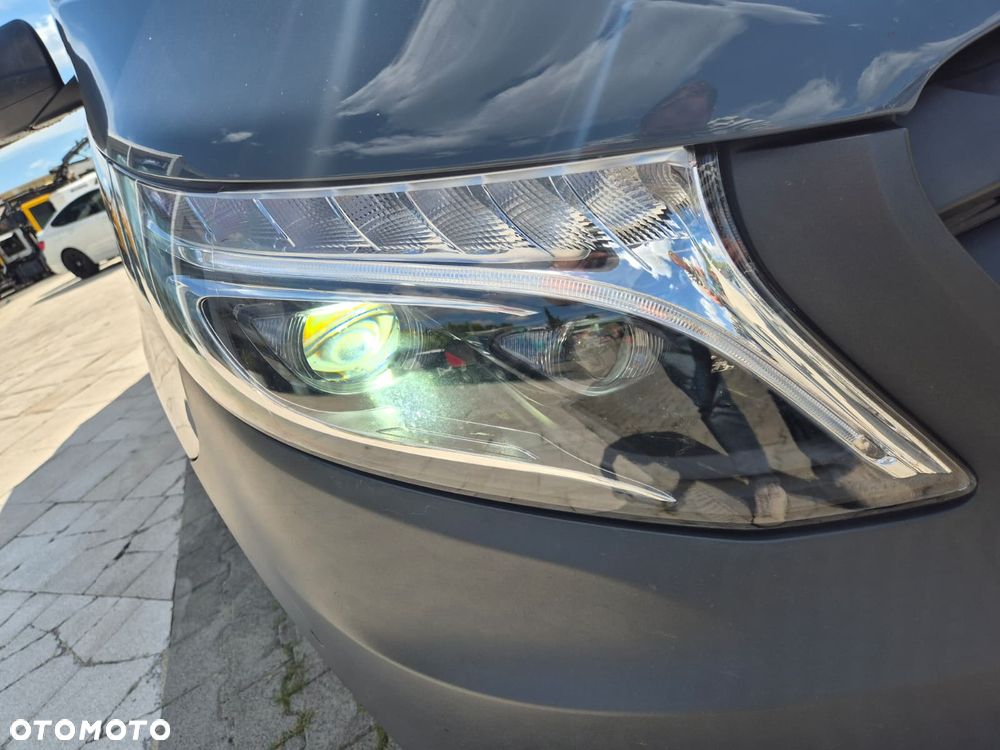 Mercedes-Benz Vito 110 CDi - SERWISOWANY - NISKI PRZEBIEG - RZADKI KOLOR - BOGATE WYPOSAŻENIE - EURO 6 - 32