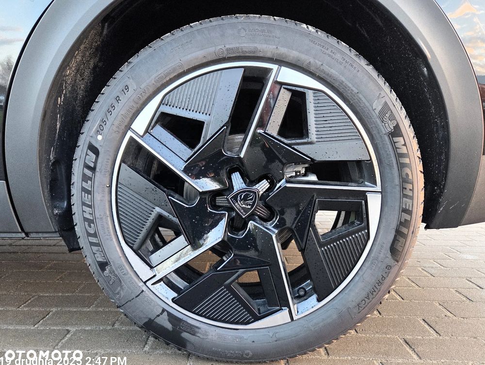 Peugeot 408 1.2 PureTech mHEV GT Exclusive S&S e-DSC6 - 23