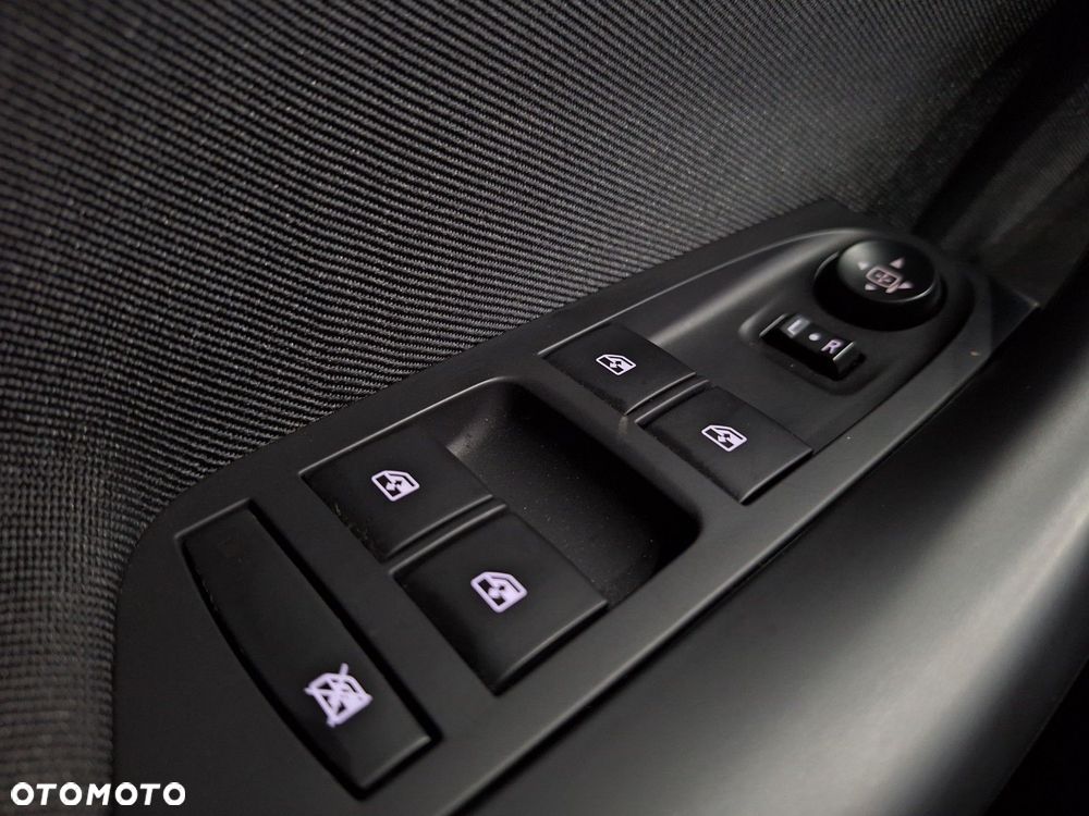 Opel Astra V 1.4 T GS Line S&S - 37