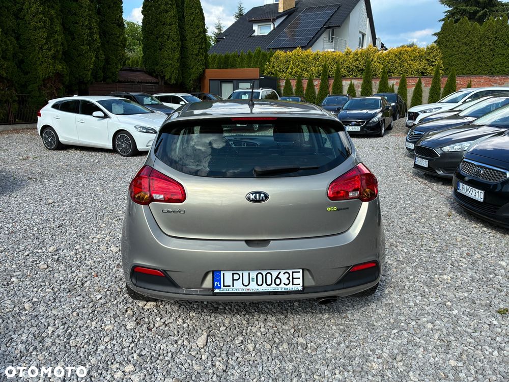 Kia Ceed 1.6 GDI Dream-Team Edition - 7