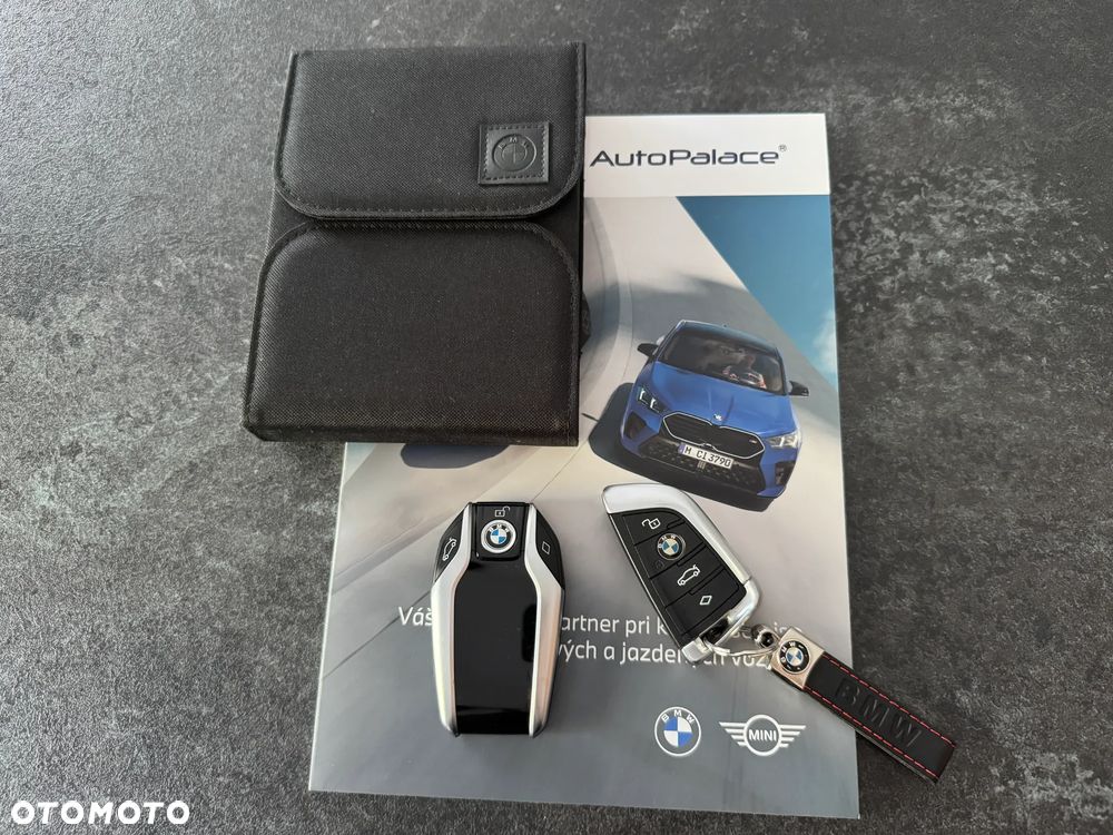 BMW Seria 3 320d xDrive M Sport Shadow - 33
