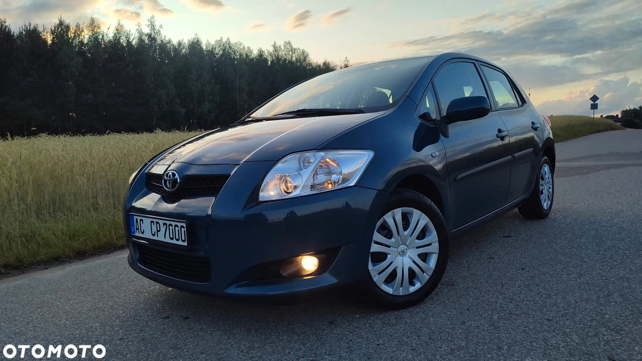 Toyota Auris 1.6 VVT-i Premium - 2