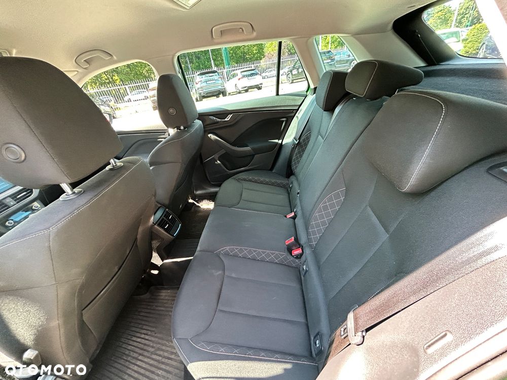 Skoda Kamiq 1.0 TSI Ambition DSG - 11