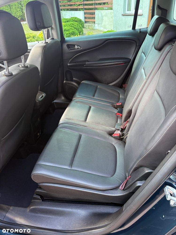 Opel Zafira 2.0 CDTI Cosmo - 11