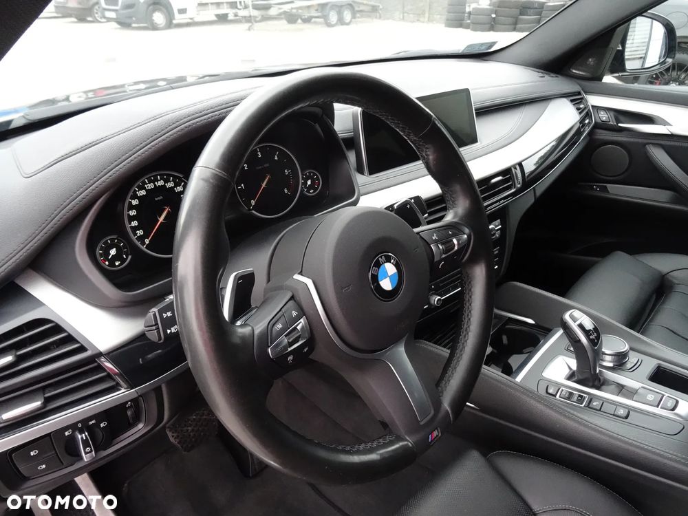 BMW X6 xDrive30d - 11