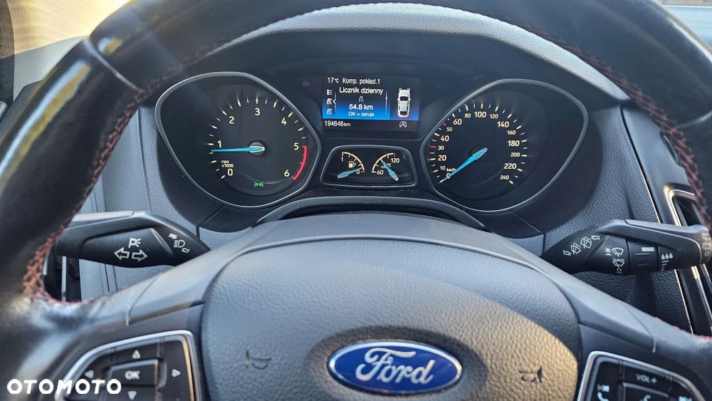 Ford Focus 2.0 TDCi ST-Line Red ASS - 11
