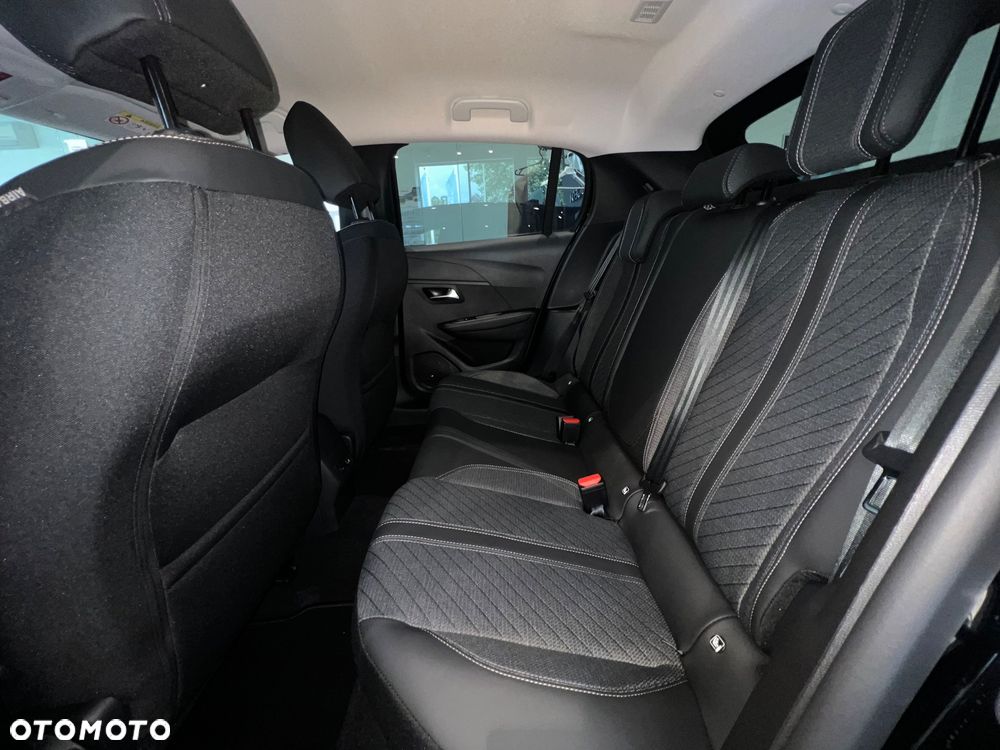 Peugeot 208 1.2 mHEV Allure e-DCS6 - 12