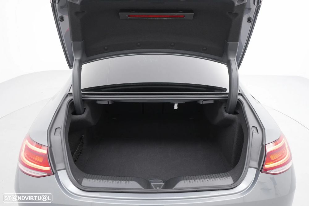 Mercedes-Benz CLS 300 d 4Matic AMG Line - 37