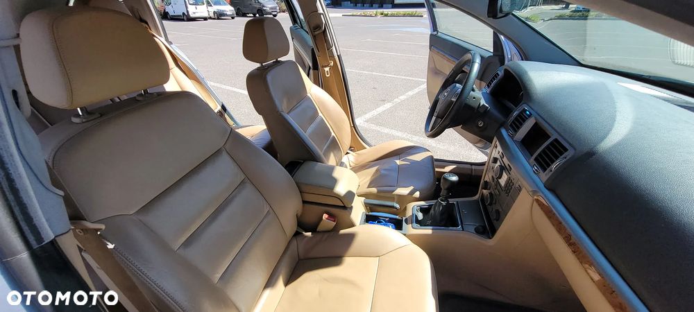 Opel Vectra 1.9 CDTI Cosmo - 13