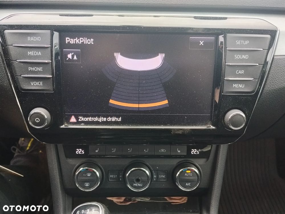 Skoda Superb 1.8 TSI Ambition - 14