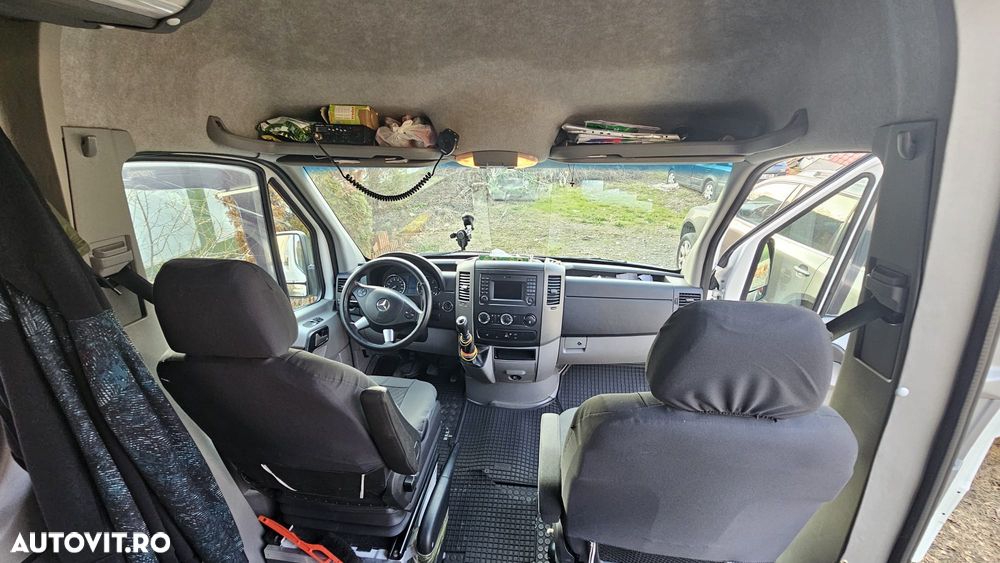 Mercedes-Benz Sprinter - 4