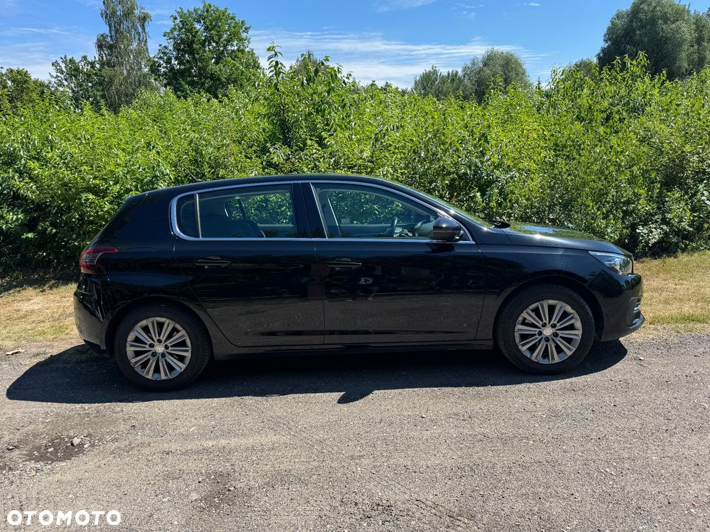 Peugeot 308 - 4