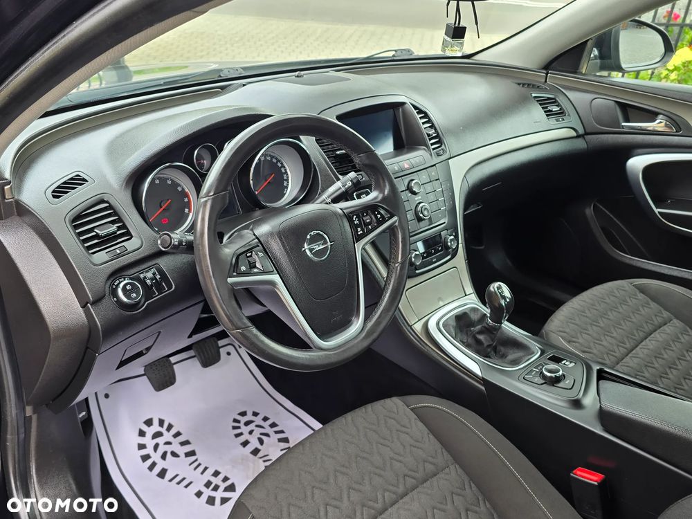Opel Insignia 1.4 T Cosmo S&S - 28