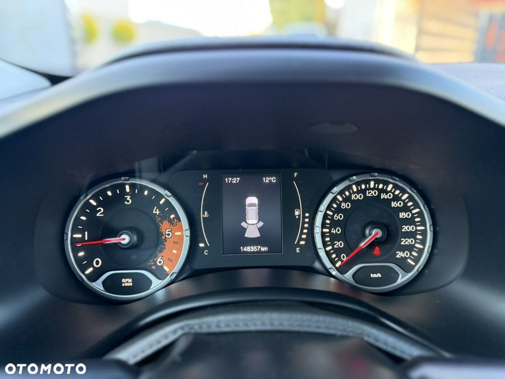 Jeep Renegade 2.0 MultiJet Longitude 4WD S&S - 16