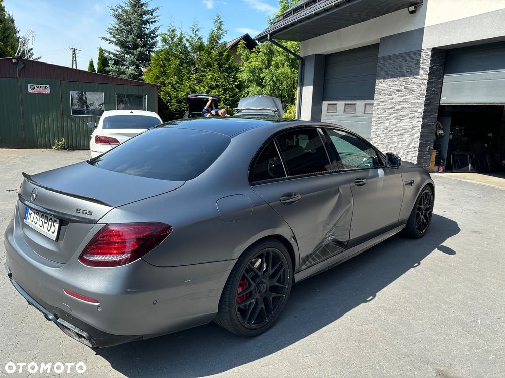 Mercedes-Benz Klasa E - 5