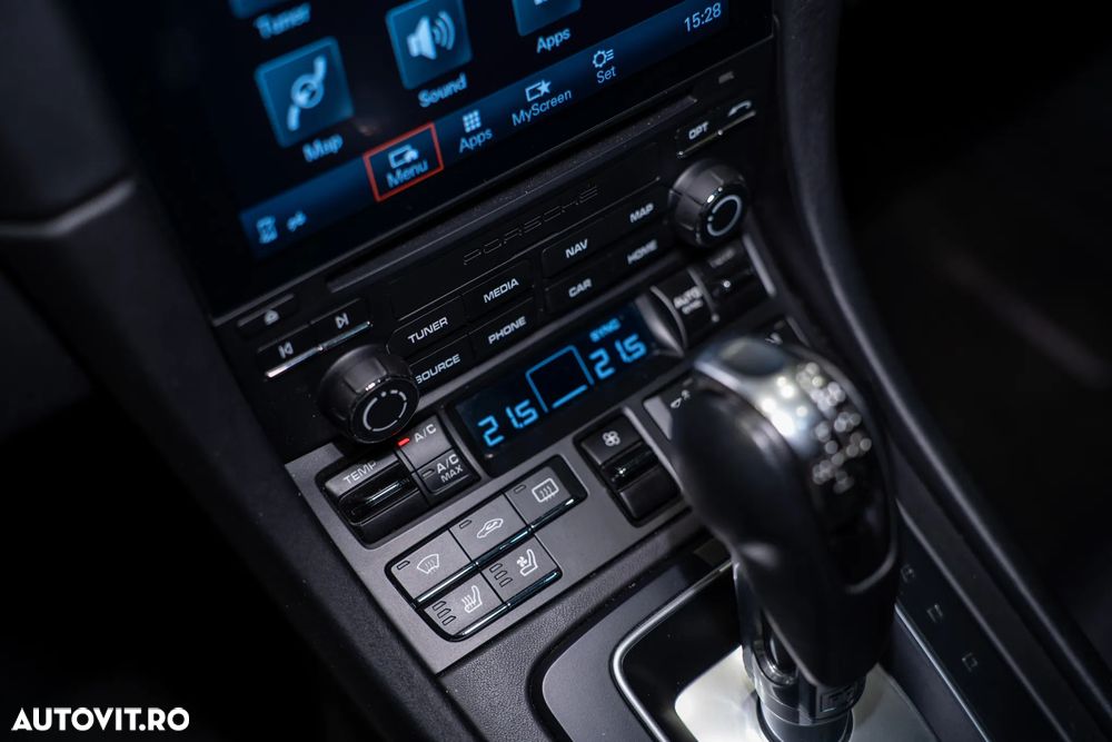 Porsche 911 Carrera 4S PDK - 14