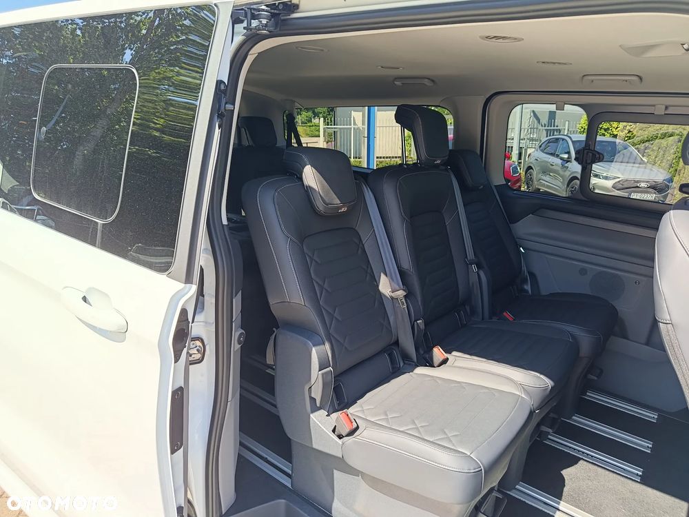 Ford Tourneo Custom 2.5 PHEV CVT 340 L2 Titanium X - 9