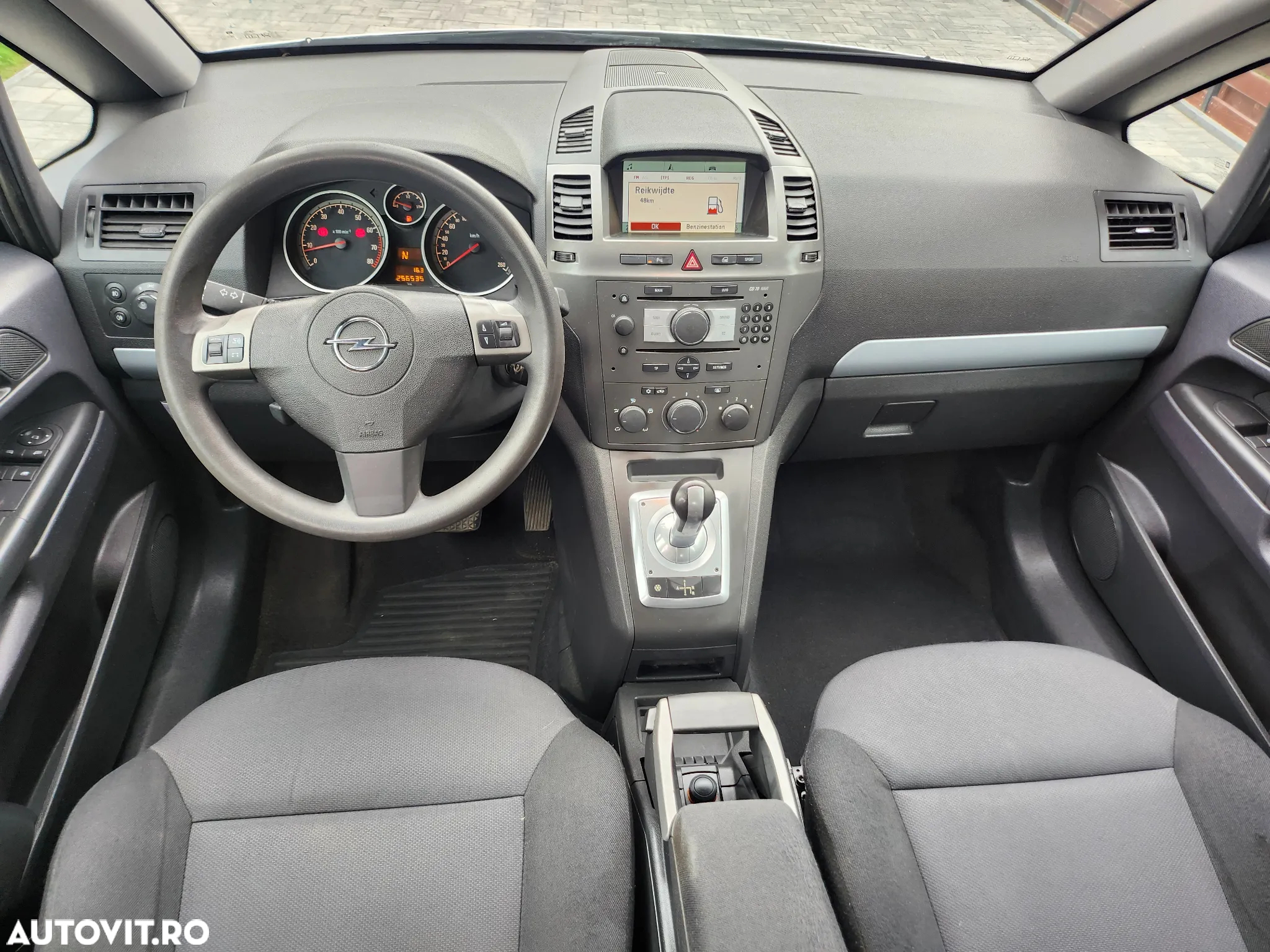 Opel Zafira 1.8 Easytronic Cosmo - 6