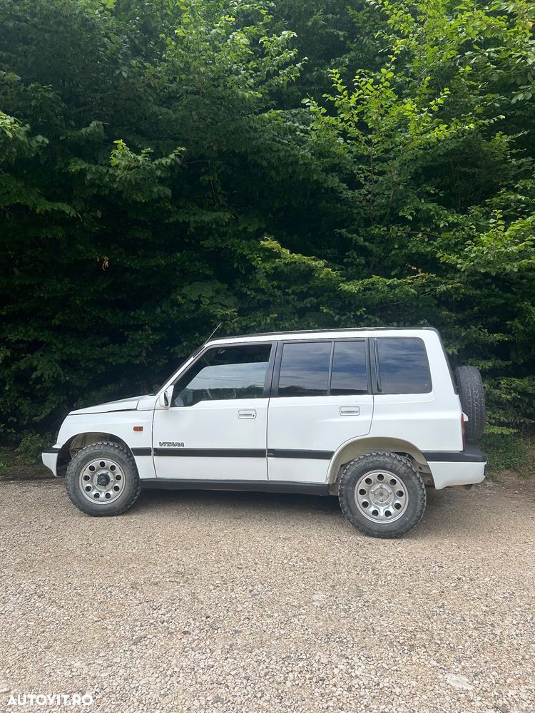 Suzuki Vitara - 3