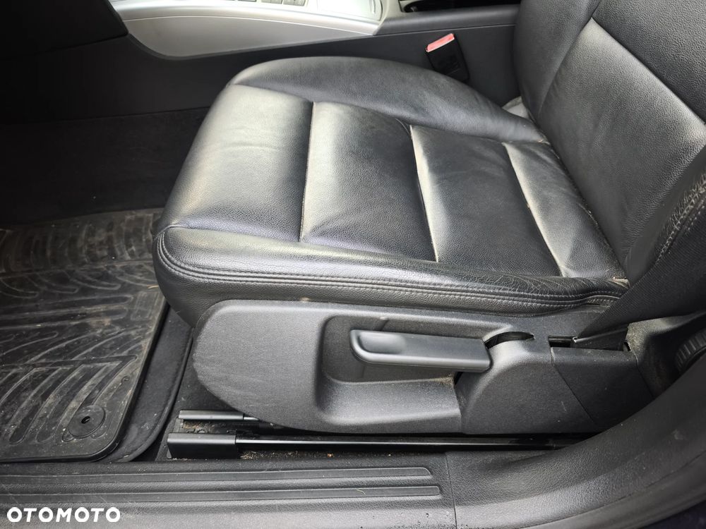 Audi A6 Avant - 29