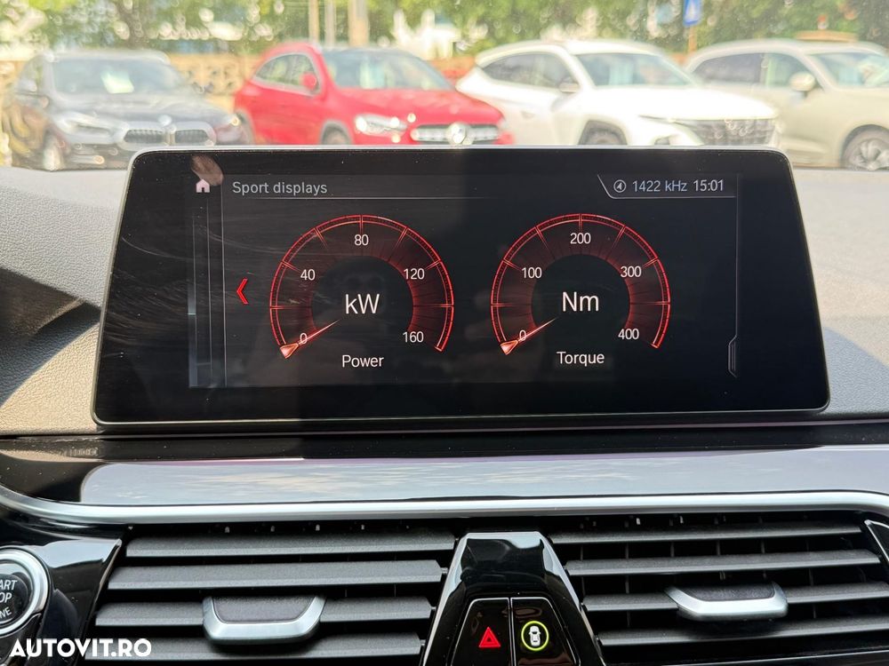 BMW Seria 5 520d AT MHEV - 14