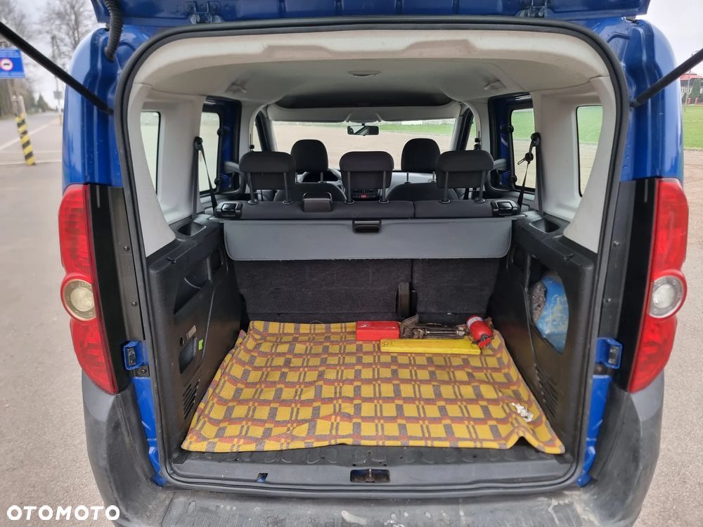 Opel Combo - 11