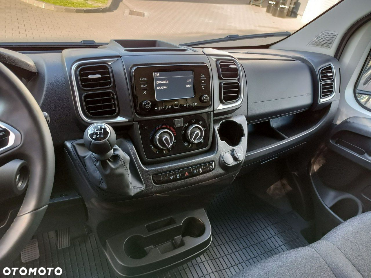 Opel Movano - 16