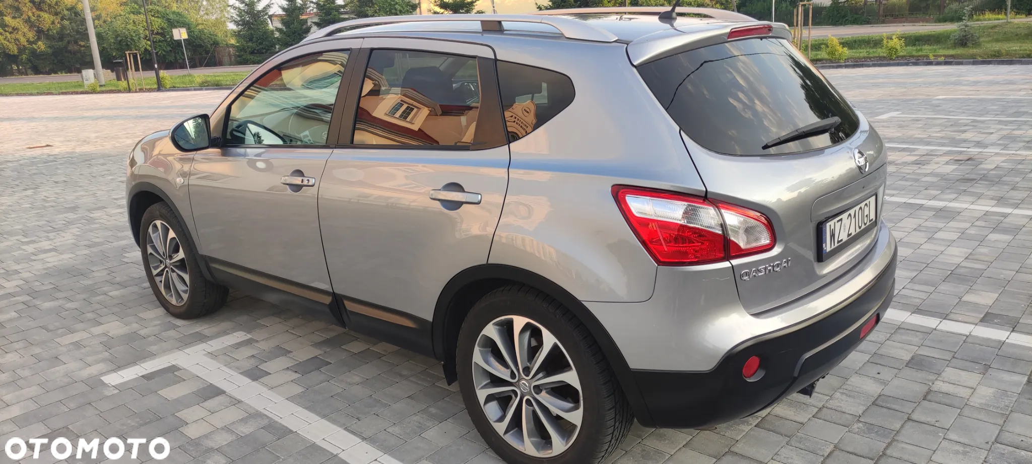 Nissan Qashqai 2.0 dCi 4 x 4 DPF acenta - 10