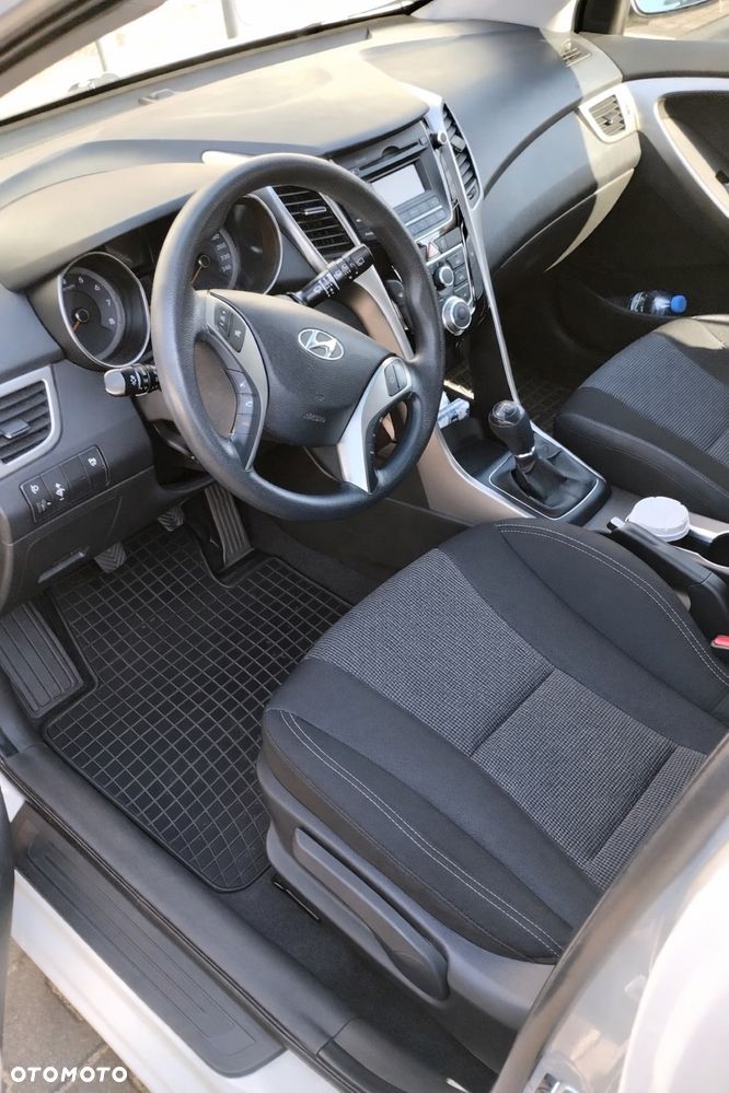 Hyundai i30 1.4 Classic - 5