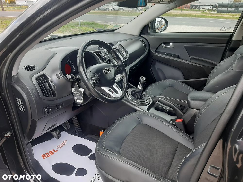 Kia Sportage 2,0 CRDI 2WD Vision - 13