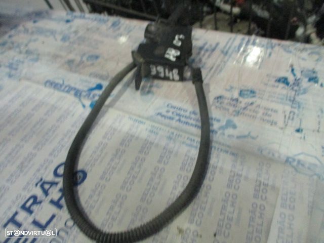 Fecho 4E0823509C AUDI A8 2003 Capo 2 Pinos - 3