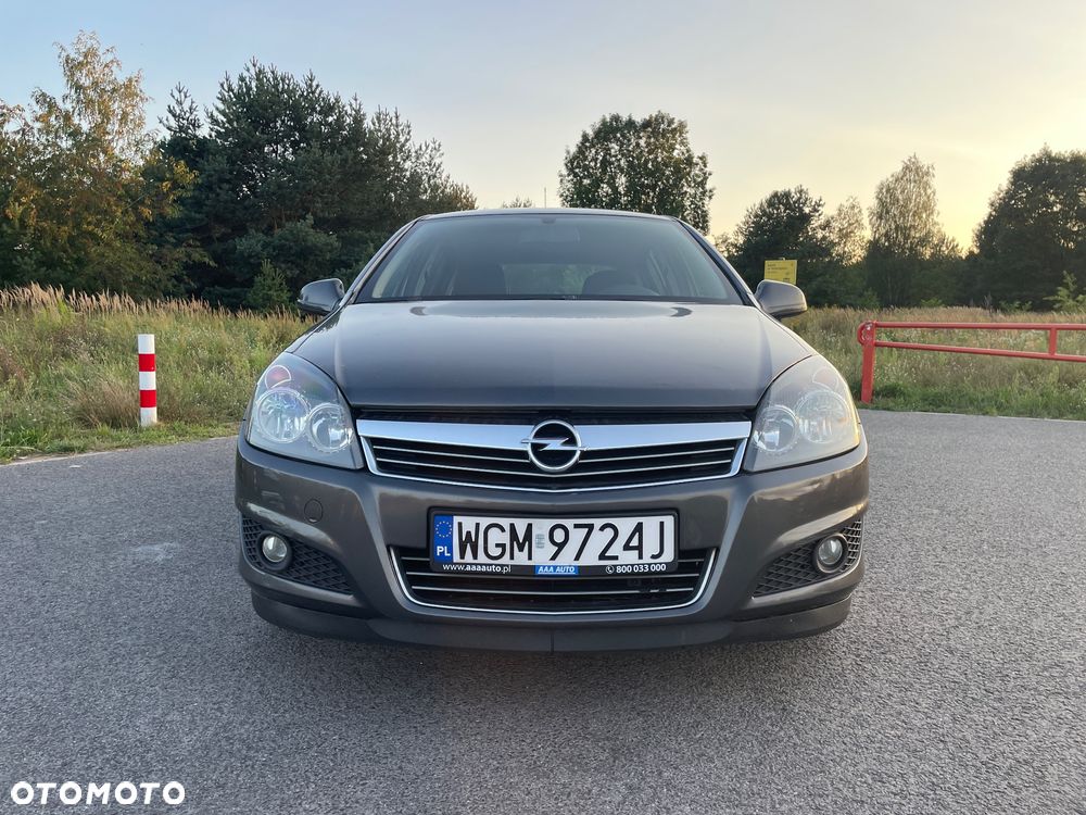 Opel Astra 1.6 Enjoy - 1