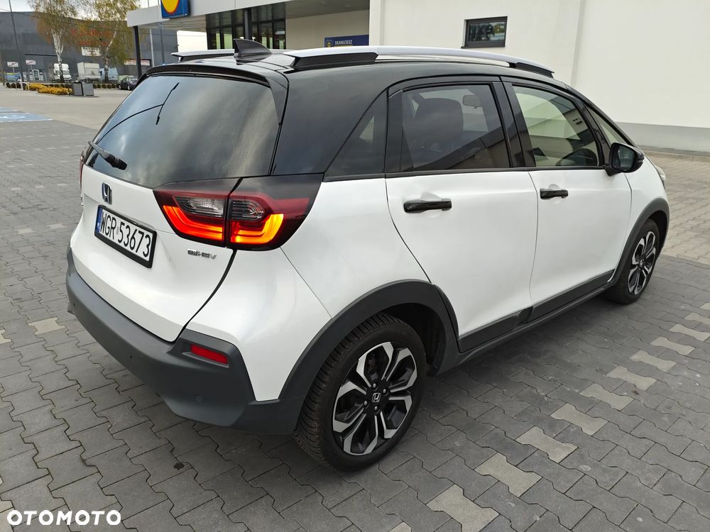 Honda Jazz 1.5 i-MMD Executive Crosstar (Czarny Dach) - 12