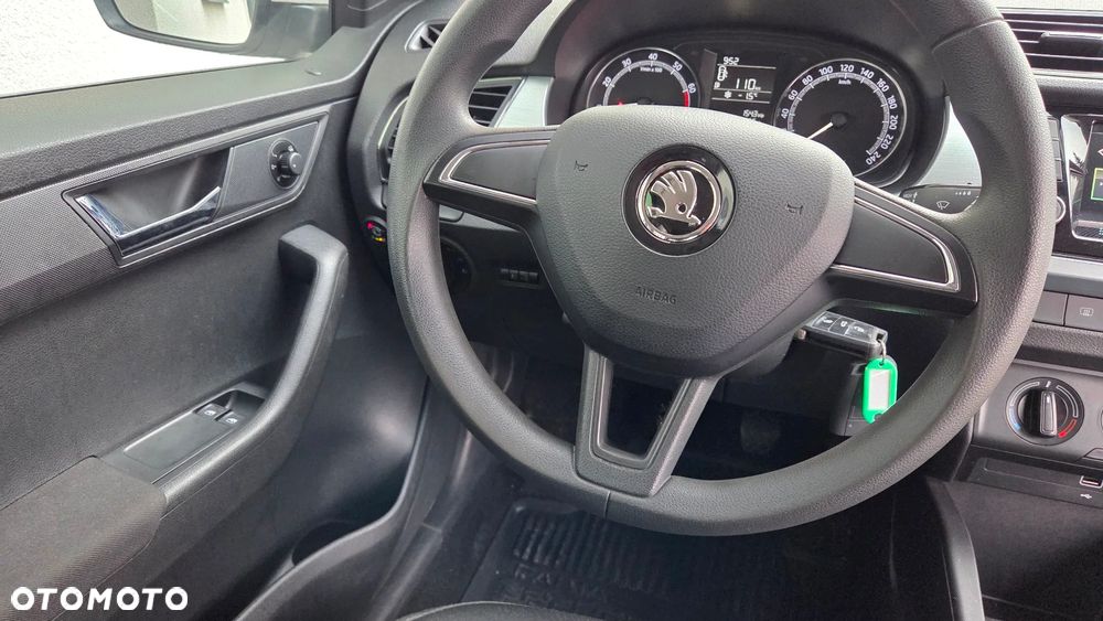 Skoda Fabia 1.0 Ambition - 16