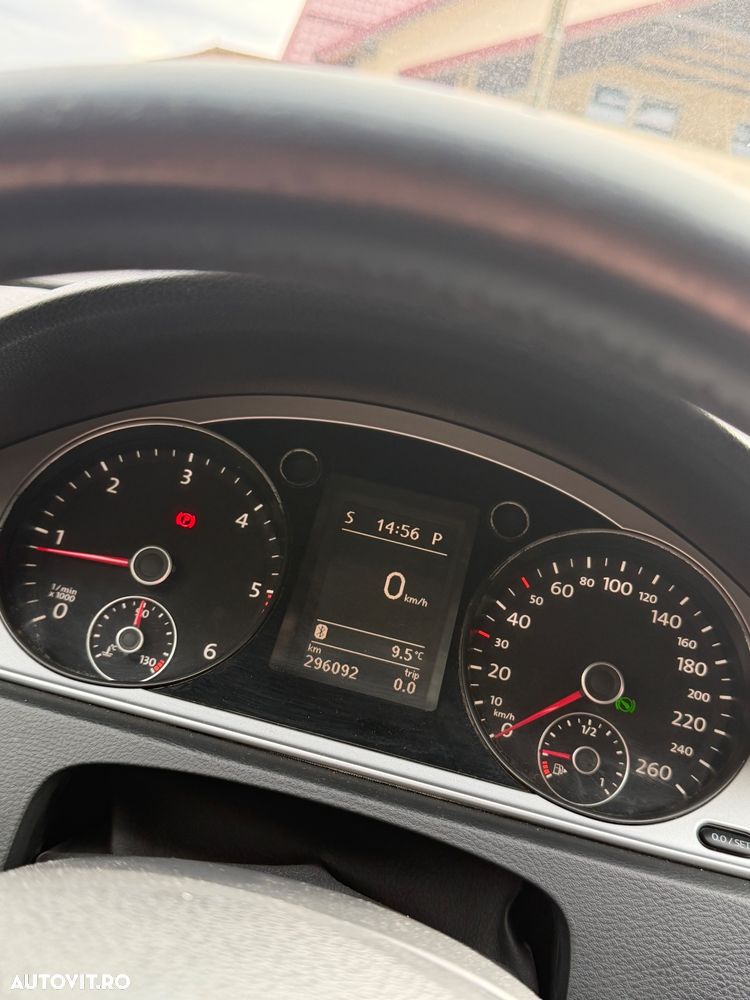 Volkswagen Passat 2.0 TDI DSG BlueMotion Technology Comfortline - 9