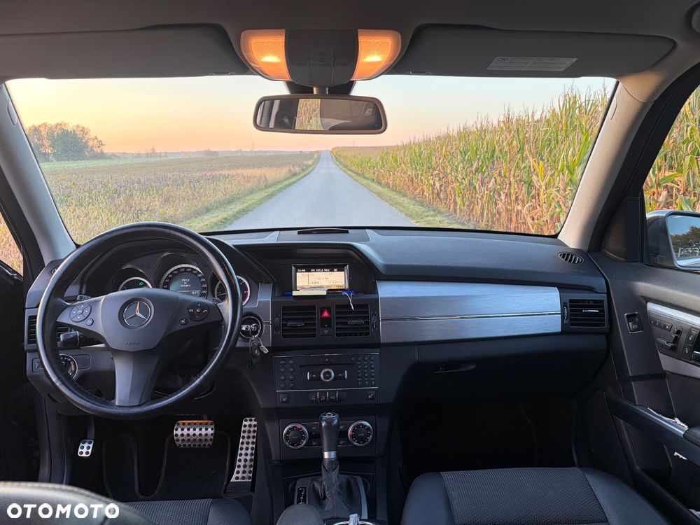 Mercedes-Benz GLK - 8