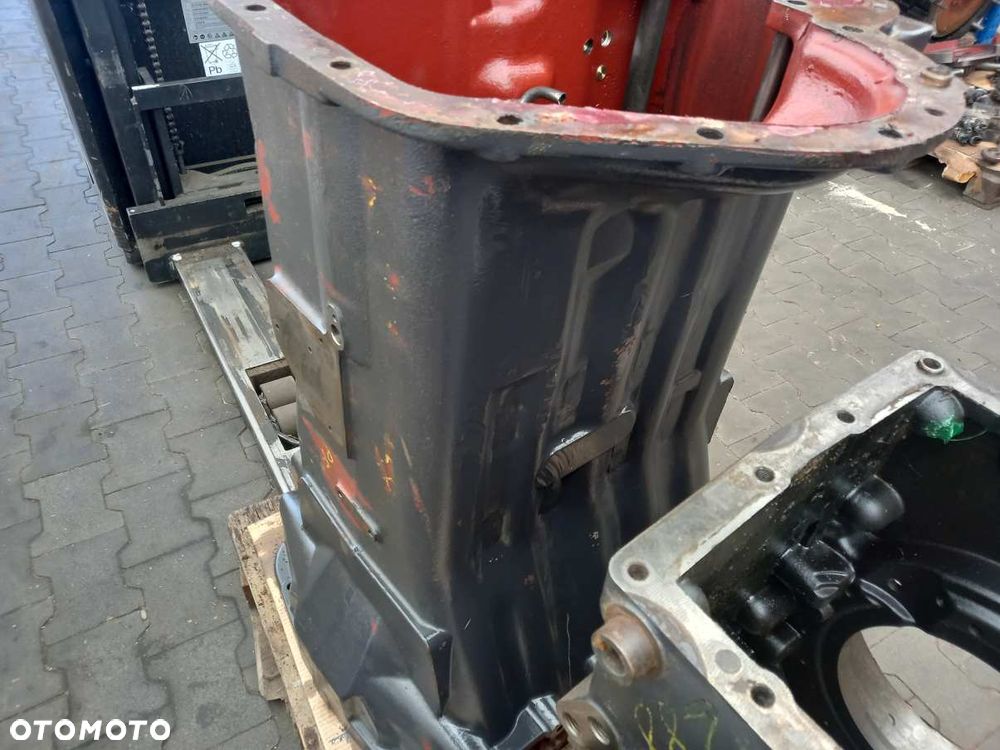 Obudowa korpus skrzyni biegów 702959A03 McCormick XTX215 - 5