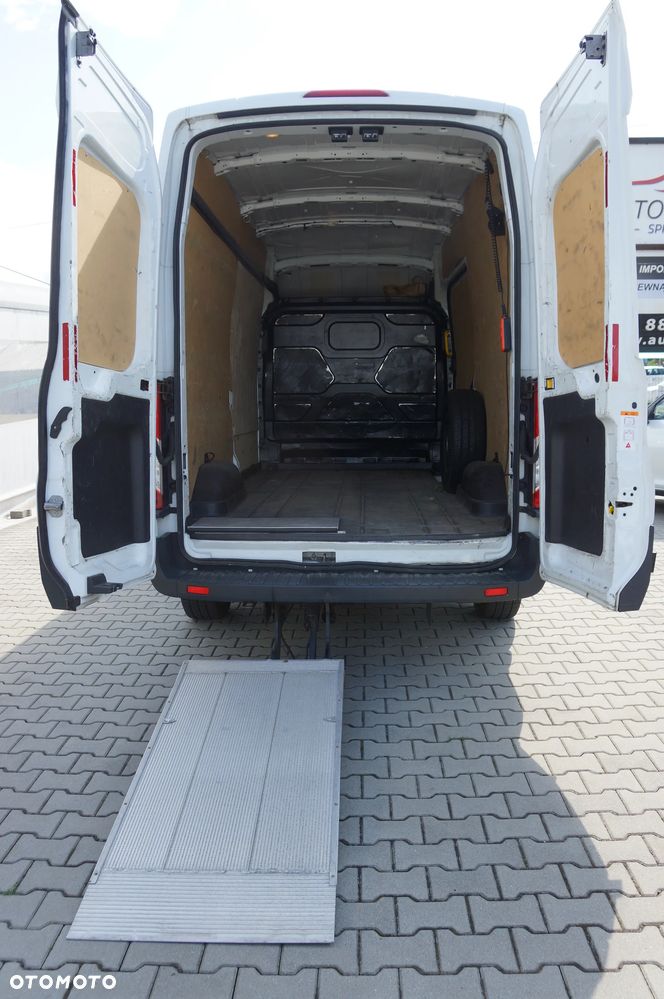 Ford Transit - 29