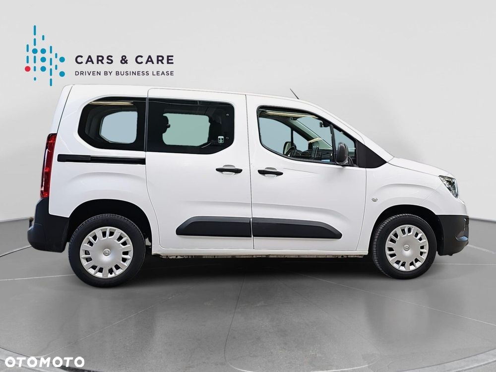 Opel Combo 1.5 DT Edition 102KM - 28